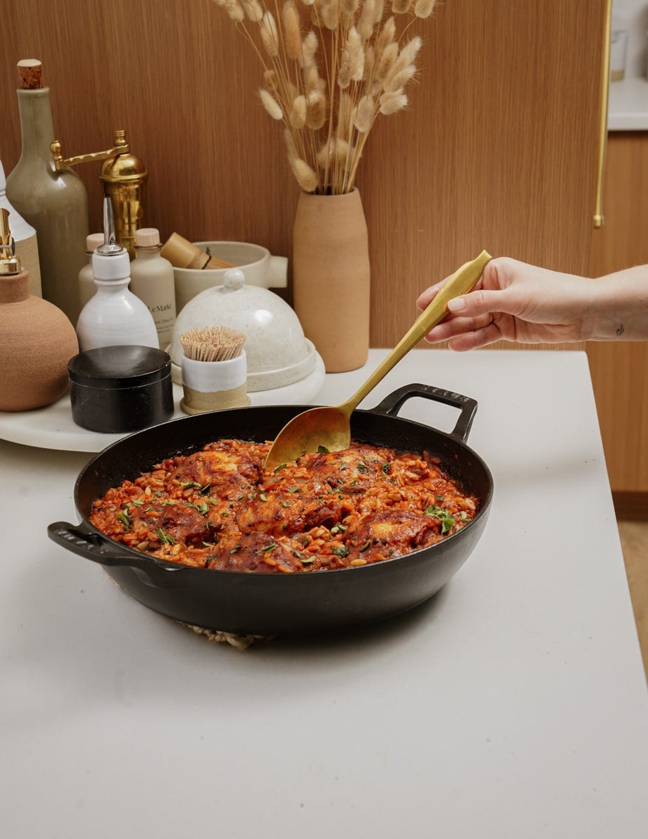 One-Pot Kotopoulo Youvetsi: Your Ultimate Comfort Food Guide